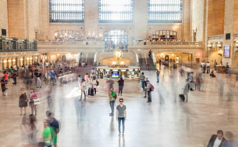 Developing Trust in AI Systems: An Ethical Perspective